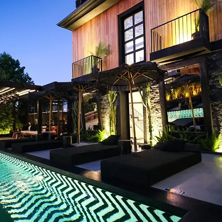 The Local House Alacati Hotel *